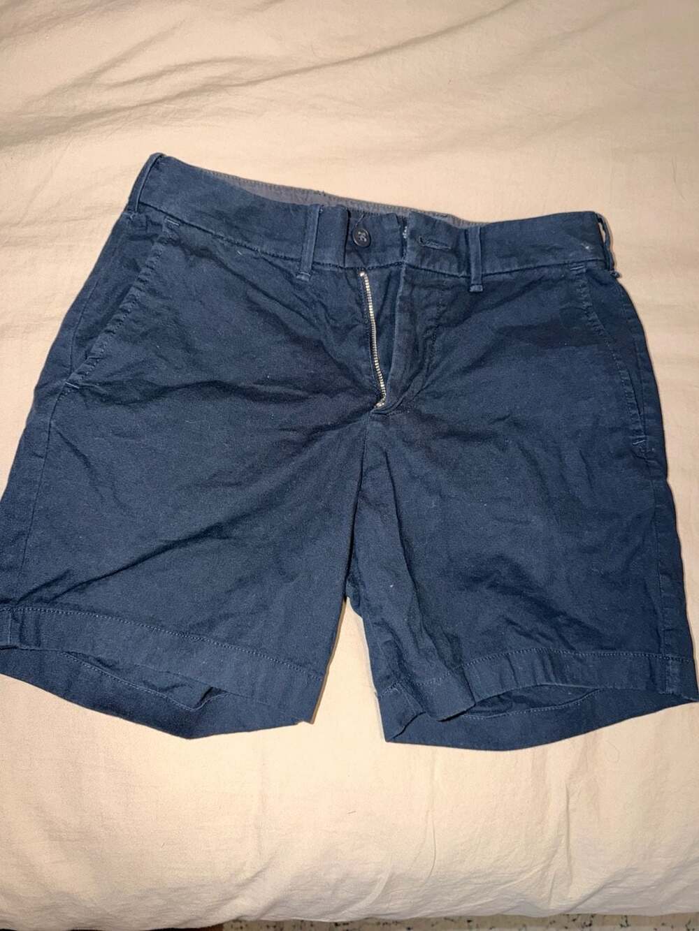 Abercrombie & Fitch blue men’s chino shorts size 28
